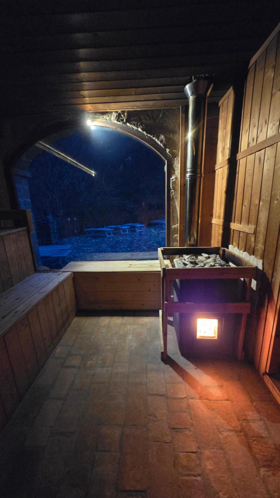 Borgo Corniola B&B Naturista Маради Екстериор снимка