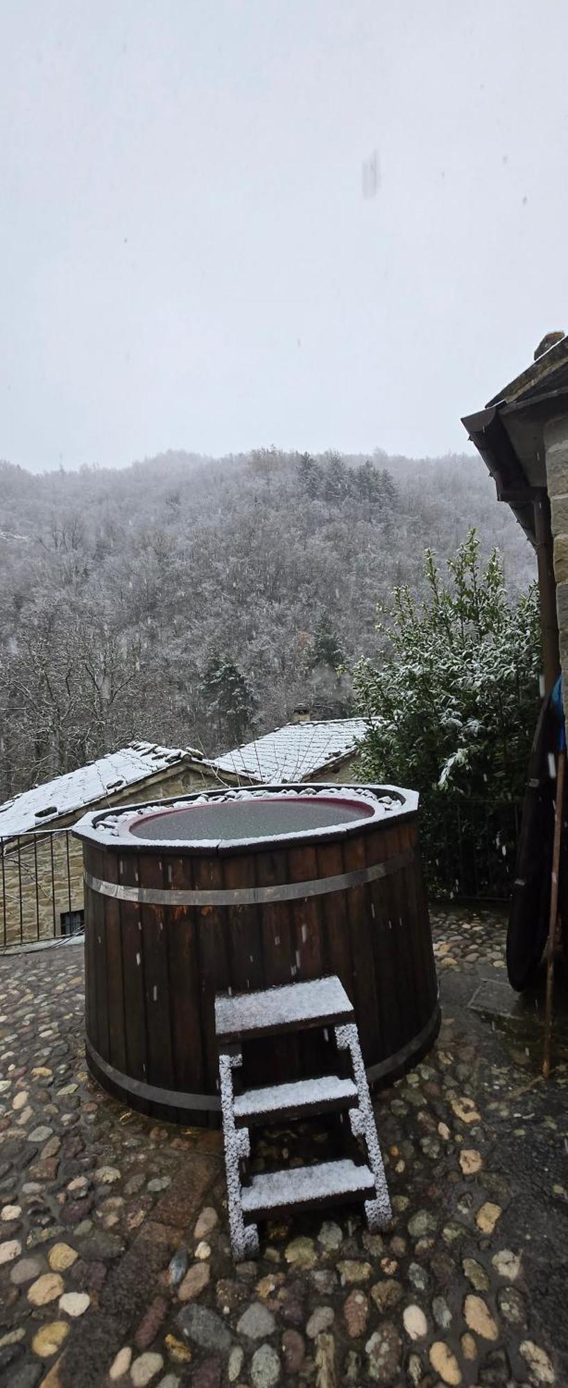 Borgo Corniola B&B Naturista Маради Екстериор снимка